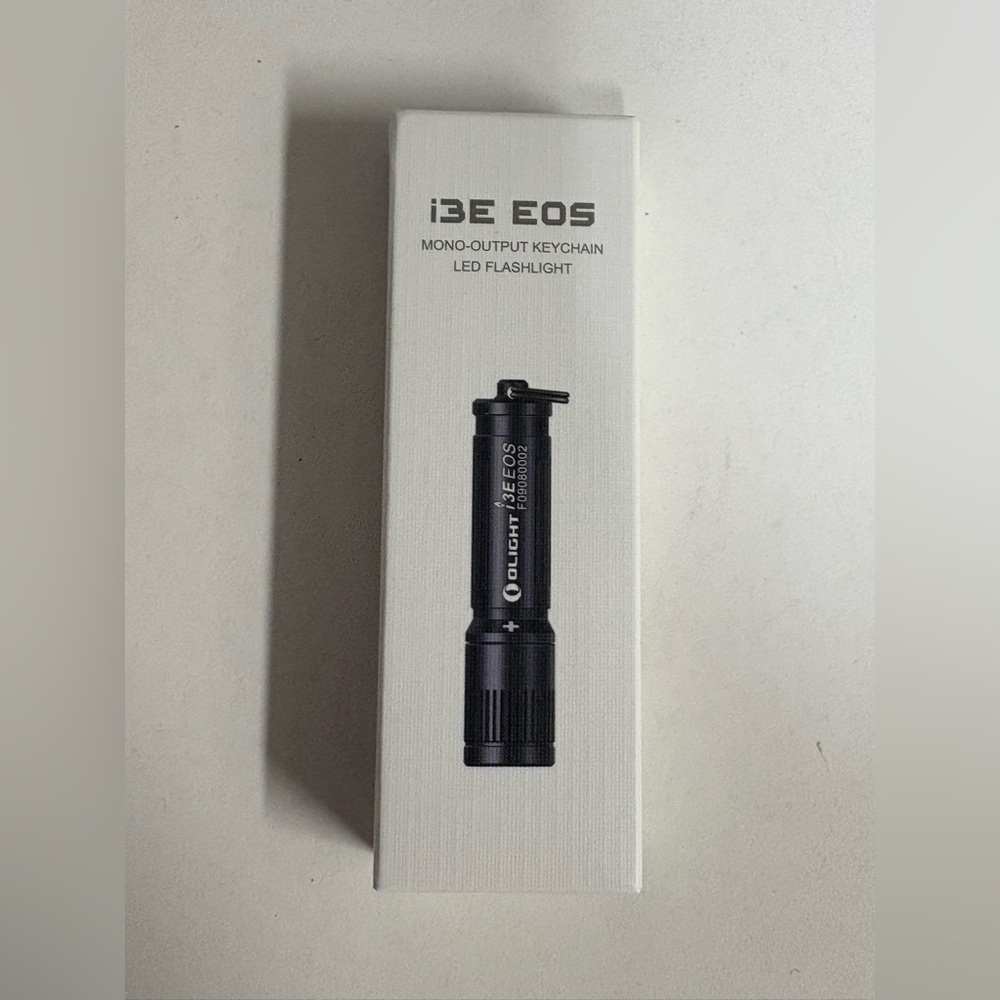 Olight i3E EOS mono output keychain LED flashlight